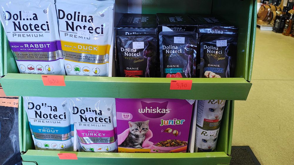 Karma dla psów mokra DOLINA NOTECI Premium saszetka różne smaki