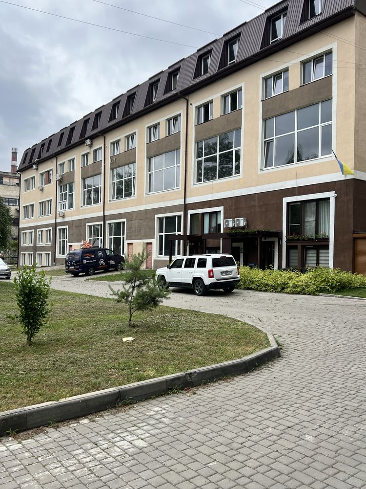 Продаж! 2-кімн. Таунхаус в центрі міста