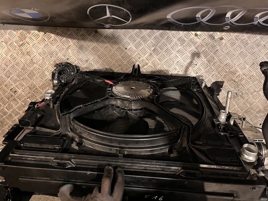 Bmw x5 f15 x6 f16 m50d pas przedni Chlodnice komplet