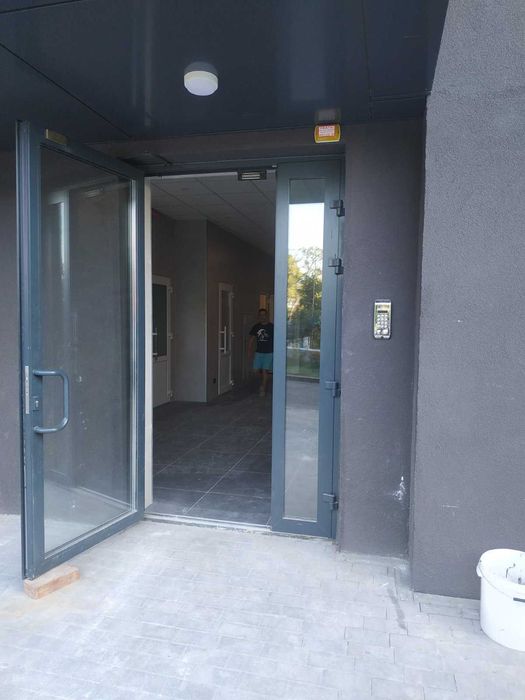 Продам 3к в ЖК Науки 58 , метро Деміївська.