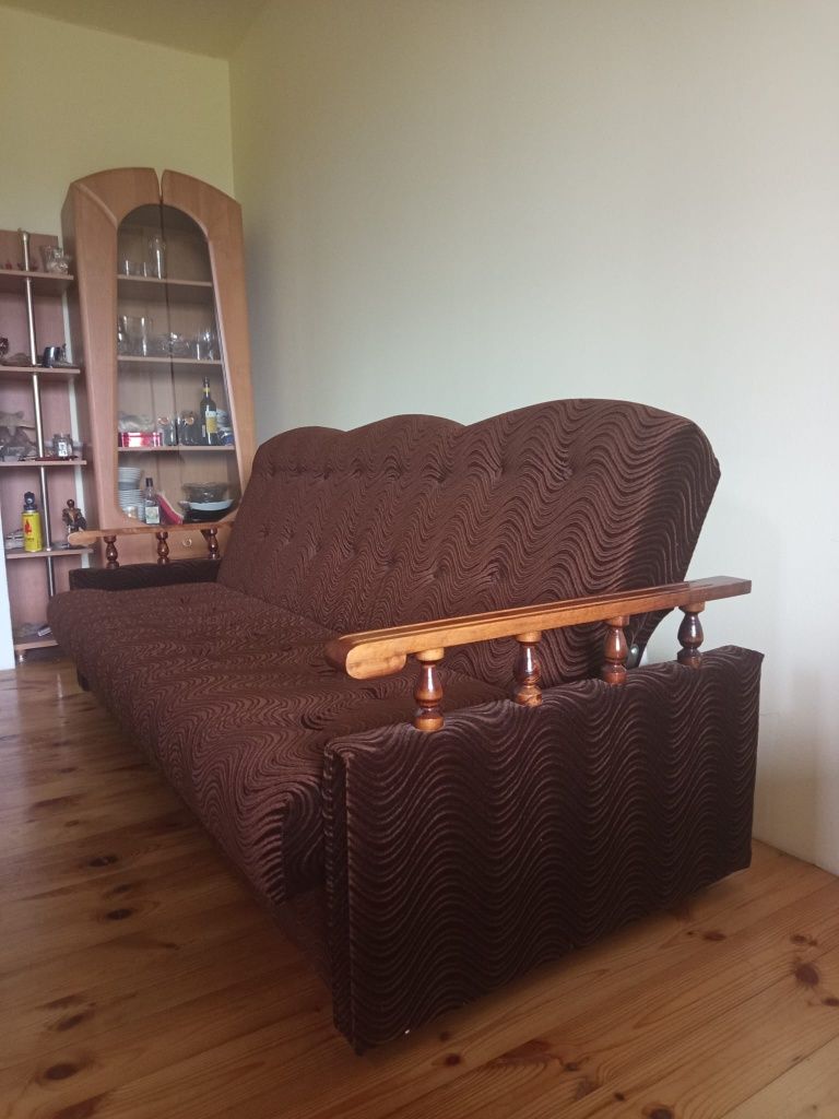 Sprzedam wersalkę