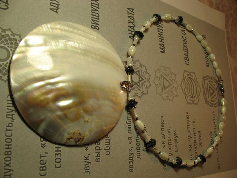 ПЕРЛАМУТР океанический натуральный авторское колье ручной работы ШАМАН