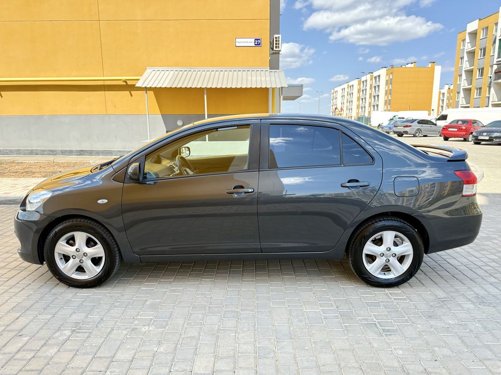 Toyota Yaris 2008г, Полноценный Автомат, 1,5 двигатель.