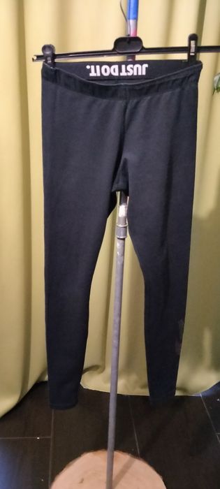 Bawełniane legginsy Nike czarne r. S