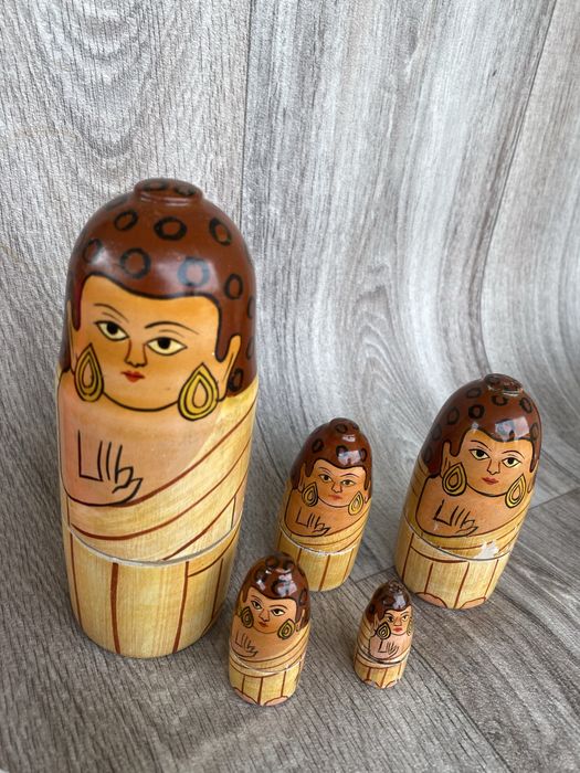 Zestaw 5 matrioszek