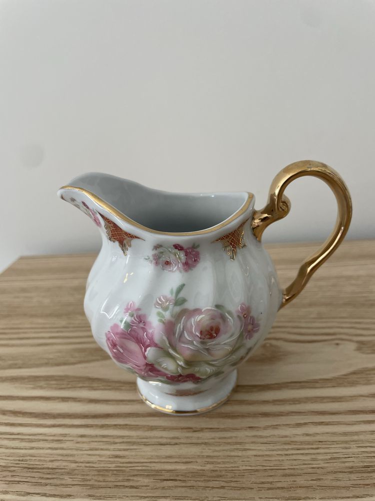Conj acucareiro mais leiteira porcelana