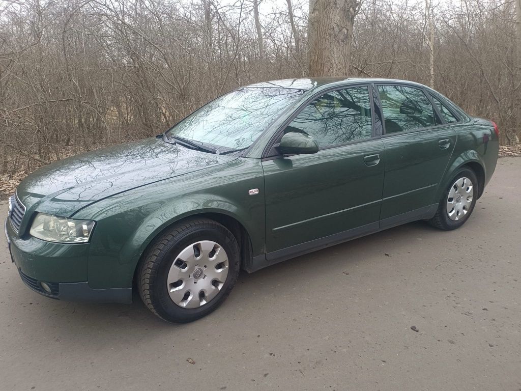 Audi A4 B6 2.0 Benzyna 130KM klimatyzacja Czujniki Hak