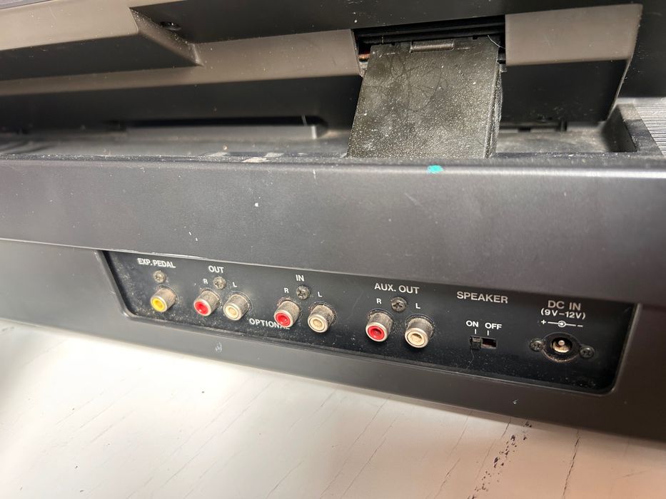 Teclado Yamaha dsr 2000