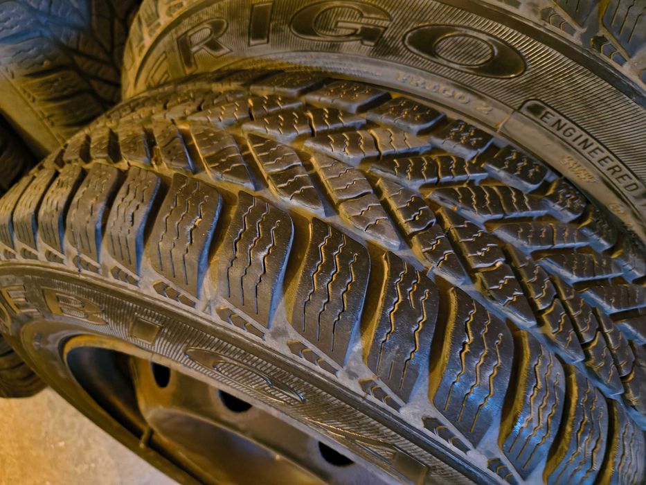 Opony zimowe z felgami  Dębica  Frigo  185/65/R15    88T