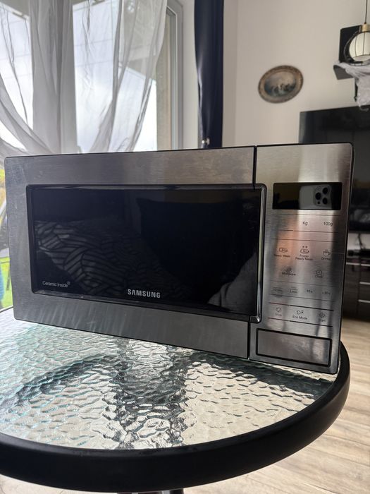 Mikrofalówka Samsung model ME83M