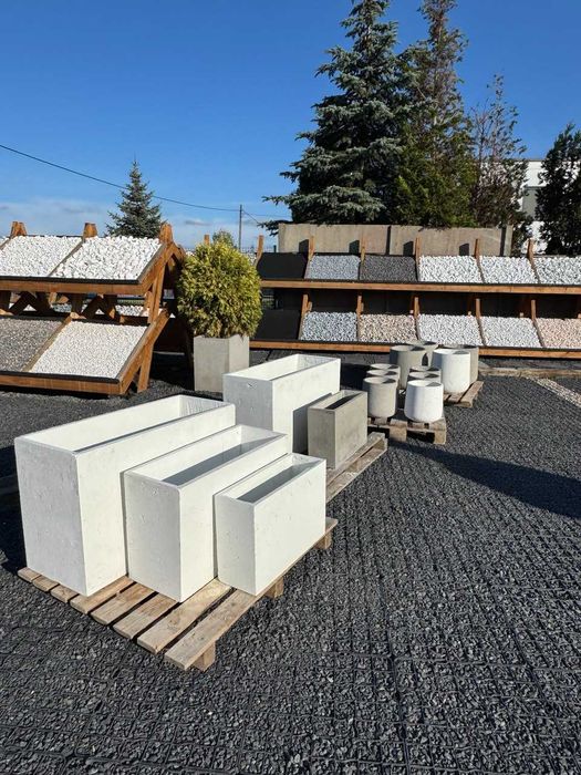 Donica ogrodowa LINE Śnieżnobiała, Niemalowana ozdobna IMPRESTONE