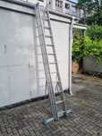 Drabina 3 x 12 stopni ze stabilizatorem, firmy ALVE, typ 7612