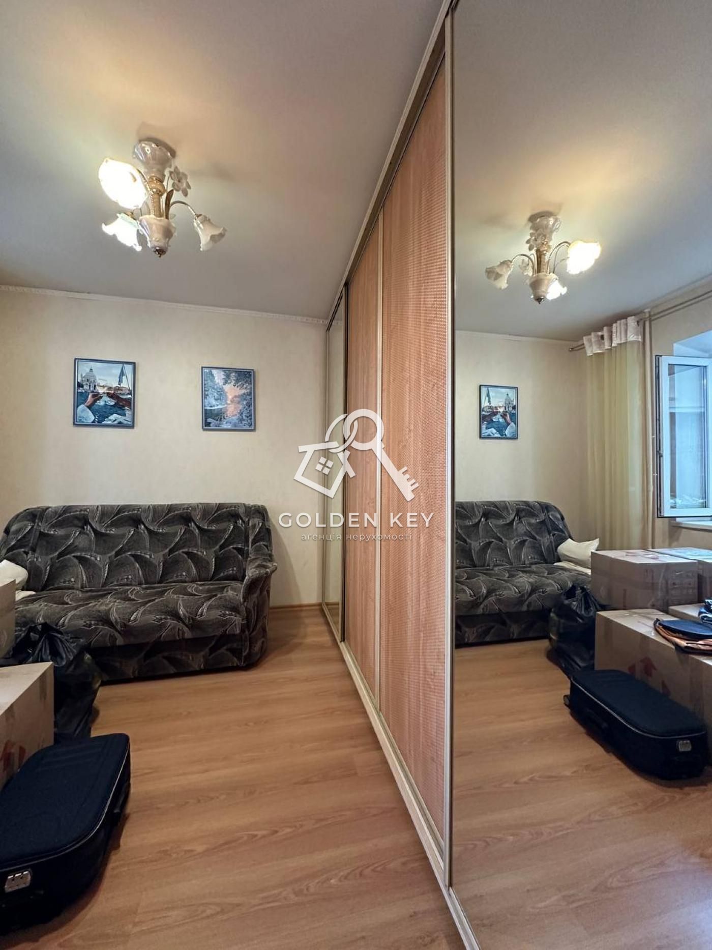 Продаж 3-х кімнатної квартири, Покровський район, вулиця Світальського