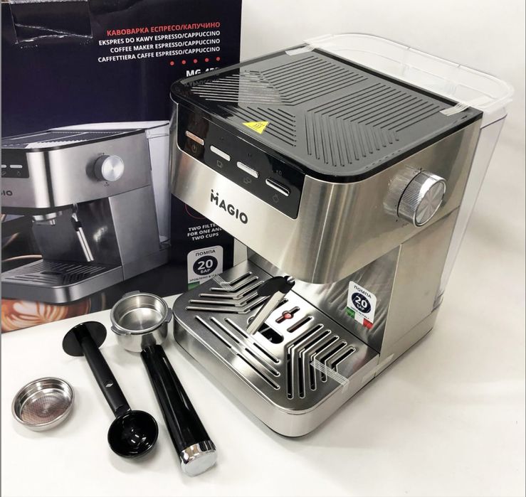 Кавоварка рожкова Magio MG-453 960 Вт