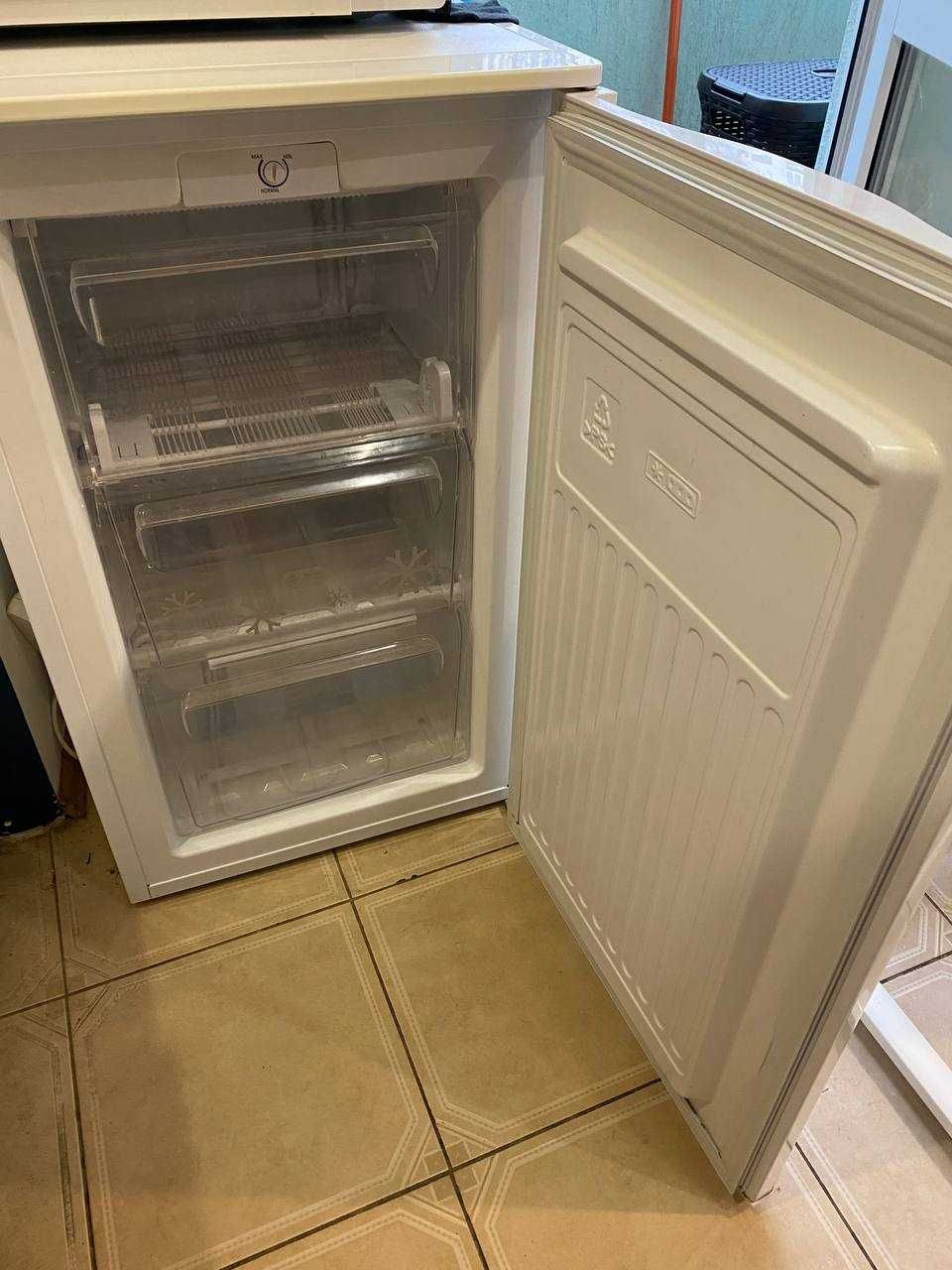 Холодильник та морозильник