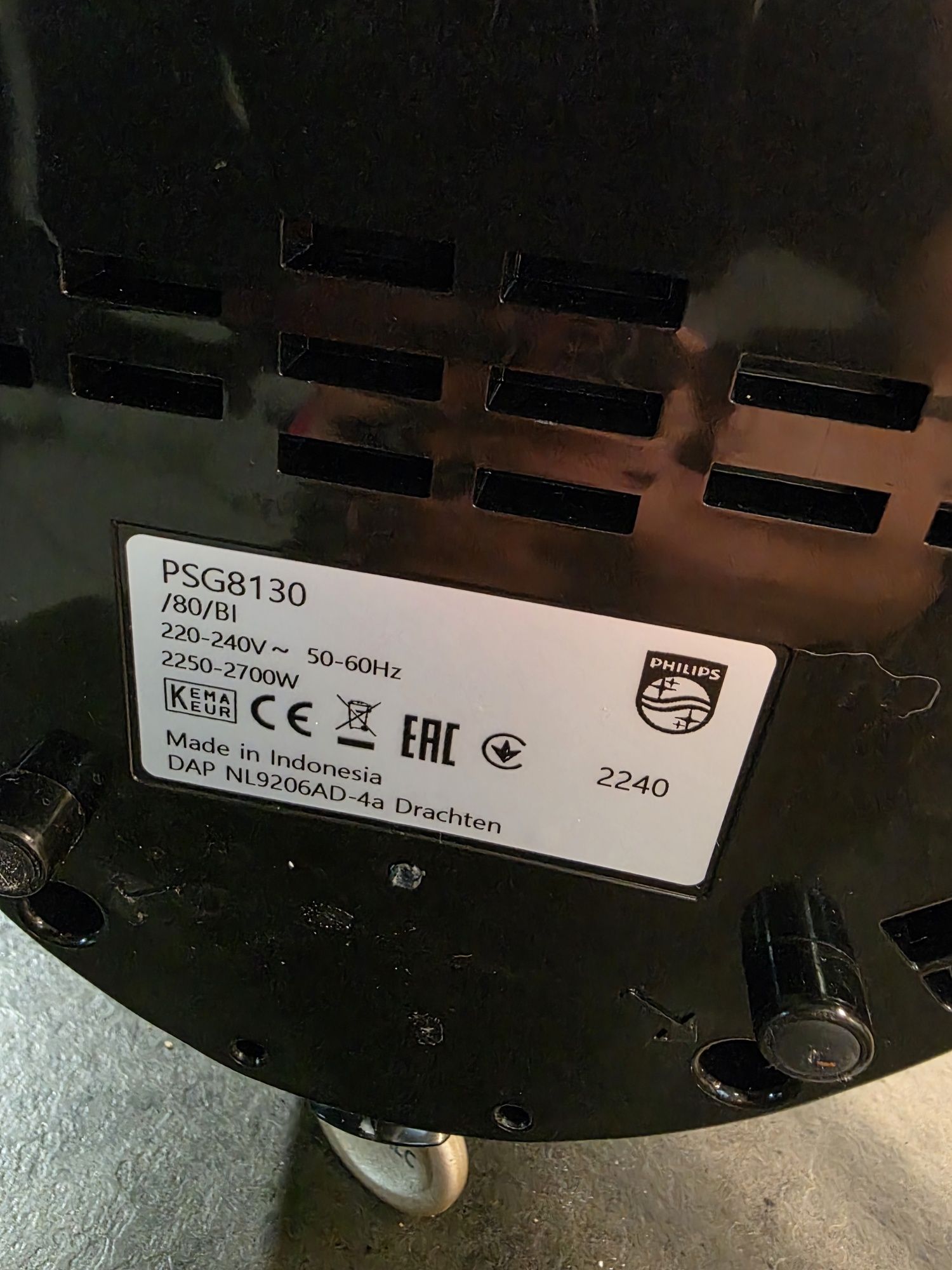 Żelazko z generatorem pary Philips PSG8130/80