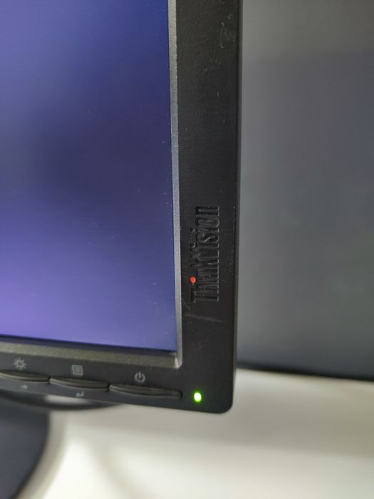 Monitor Lenovo ThinkVision 23 Polegadas