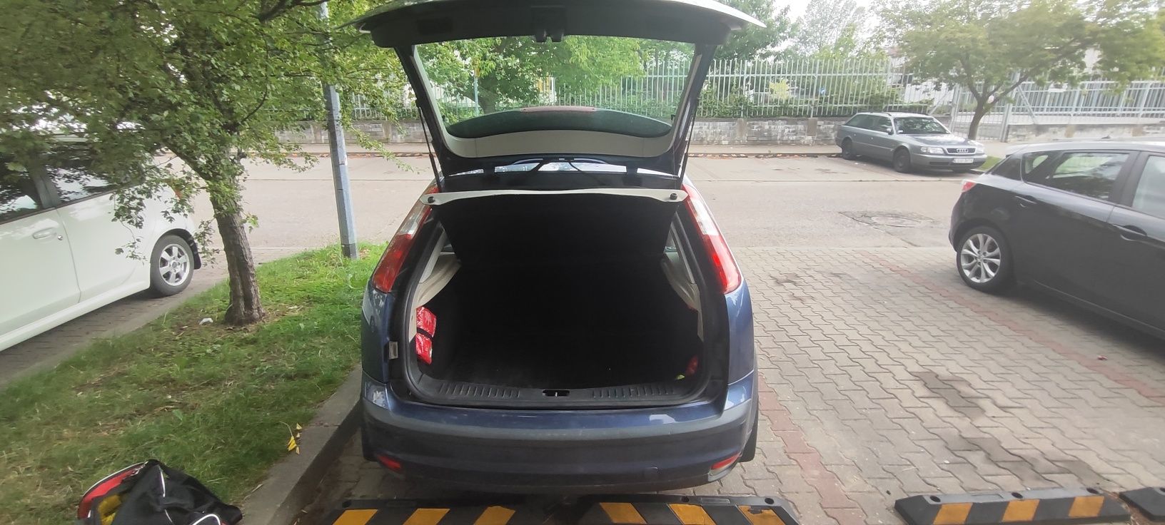 Ford Focus Mk 2, 1.6 benzyna, hatchback, klima, gotowy do jazdy