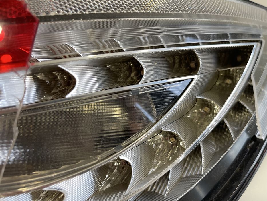 Задня права діодна фара на Mersedes Benz CLS250d 2015