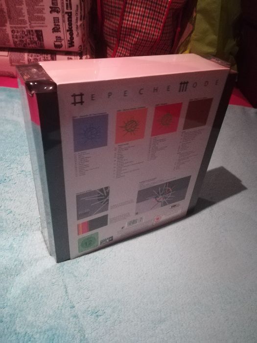 Depeche Mode Sound of The Universe Deluxe Box Folia