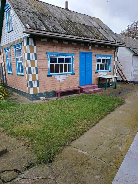 Продам будинок у смт. Драбів