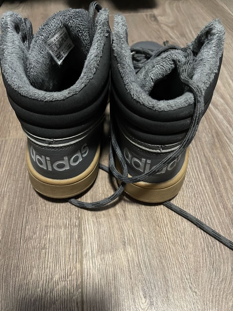 Ботинки Adidas