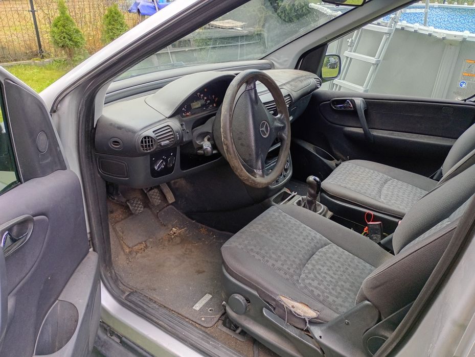 Całość na części