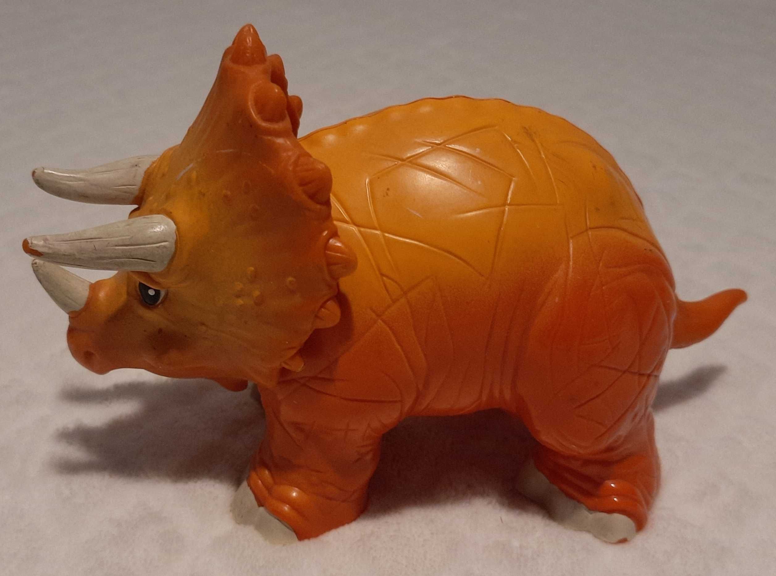 Dinozaur, triceratops, pomarańczowy, 17cm (Zabawka)
