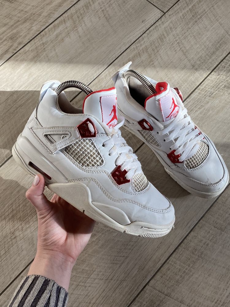 Кроссовки Jordan 4 retro(38)