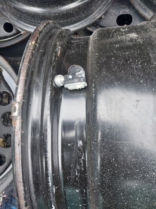 komplet felg stalowych 17 do forda