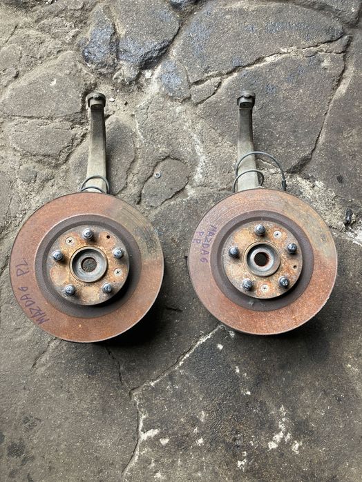 Mazda 6 - zwrotnica przód lewa prawa