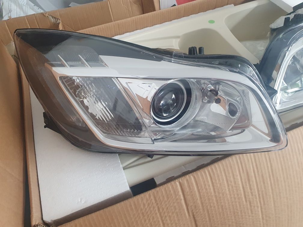 Oryginalna lampa reflektor prawa lewa Opel Insignia A 2008-13 biksenon