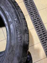 Резина пара Yokohama IceGuard 215/55 R17