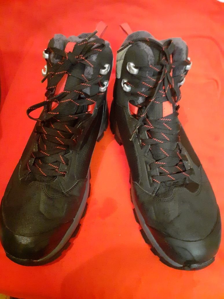Nowe buty  francuskiej  marki  męskie 46