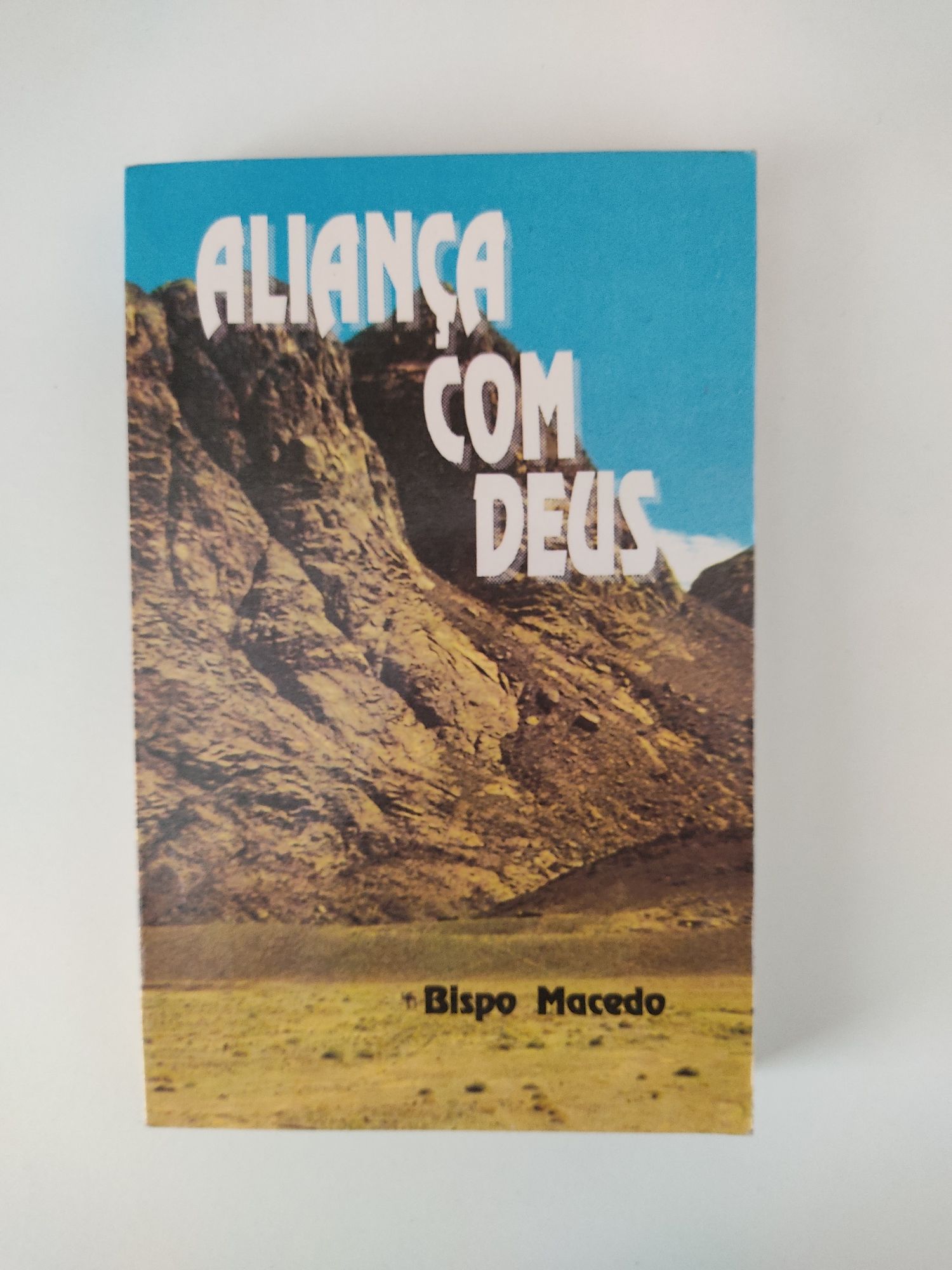 "Aliança com Deus" de Bispo Macedo