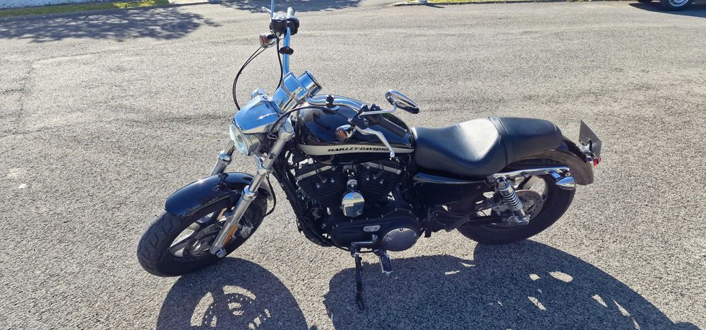 Harley Davidson Sportster XL 1200C Custom 2015