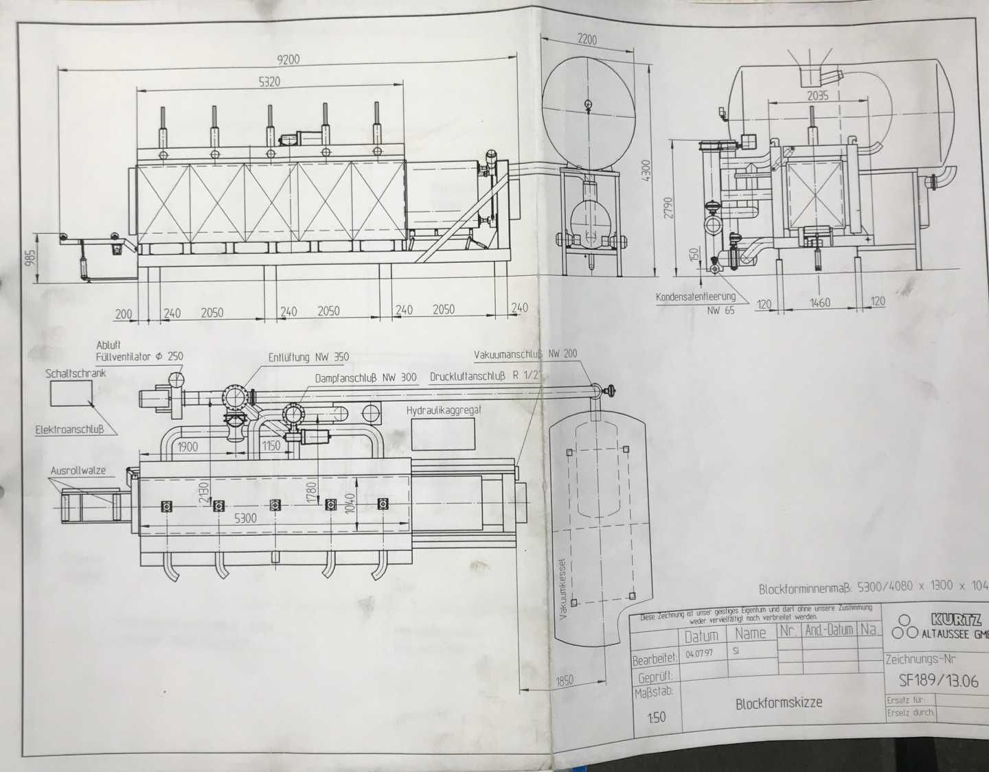 Blok forma pozioma KURTZ mod. VARIO wraz z systemem próżniowym