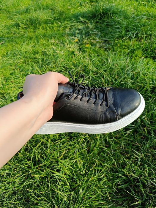 Шкіряні лофери, кросівки,мокасіни