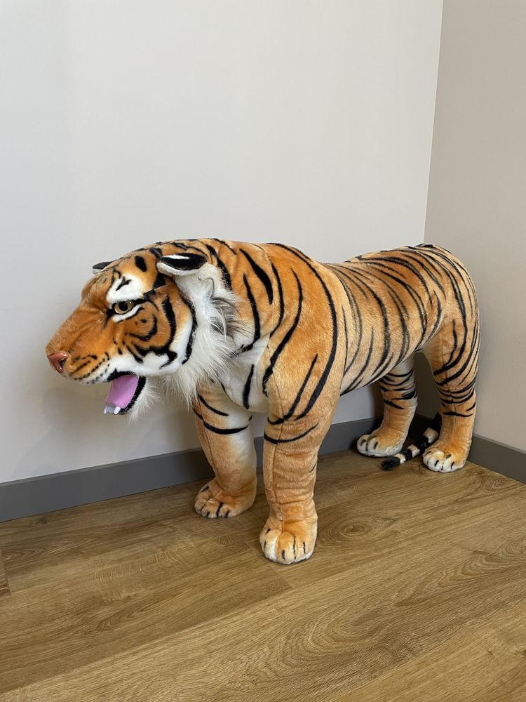 Тигр огромная мягкая игрушка, фотозона