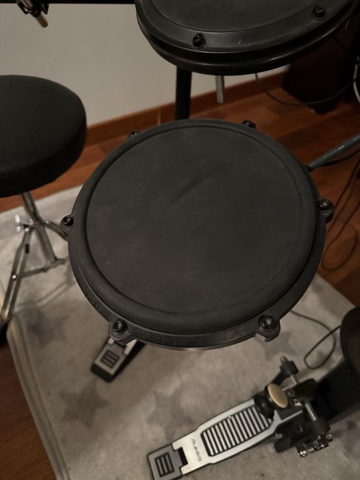Perkusja Alesis bardzo dobry stan