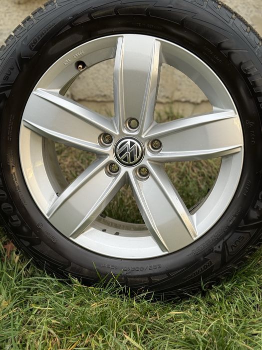 225/60 r17 шини з дисками 5*112 на VW
