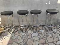Bancos de bar altos