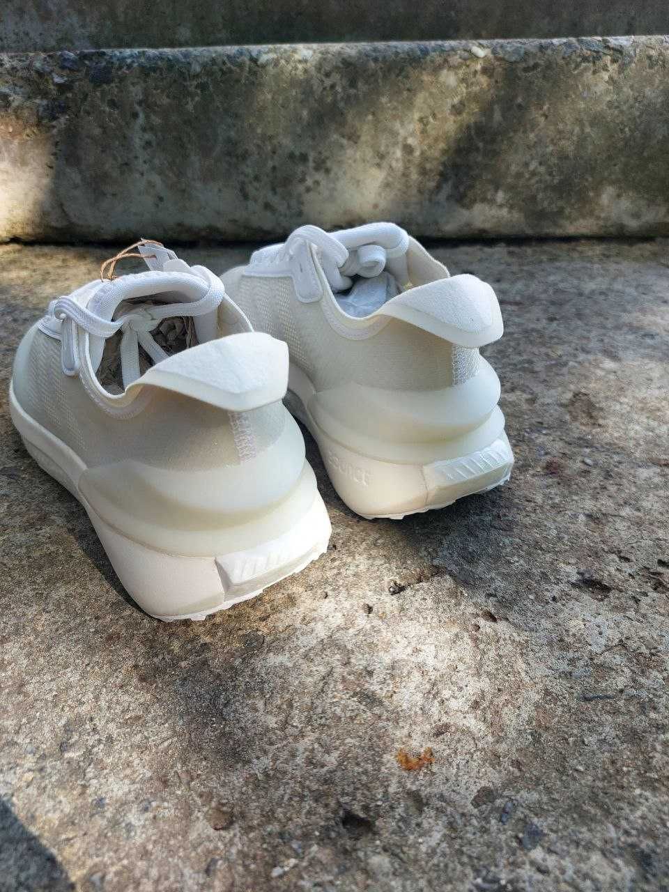 Кросівки Adidas Avryn IG0123, Оригінал! Ozweego / Celox / Nite Jogger