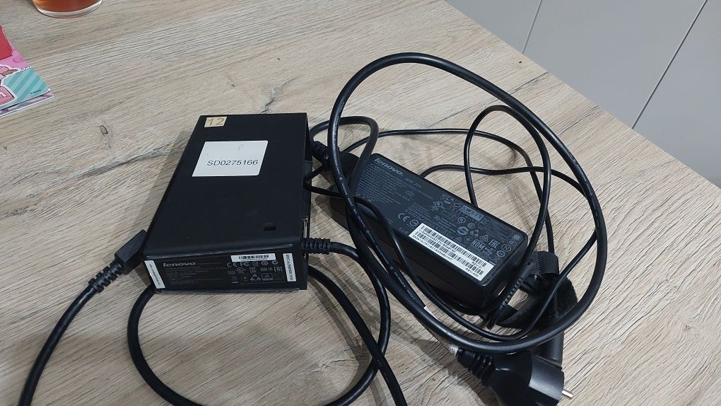 Stacja dokująca Lenovo 4X10E52941 + zasilacz pełen zestaw
