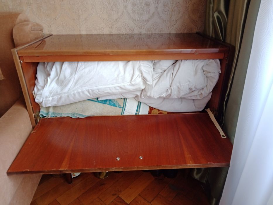 Тумба для белья, натуральное дерево