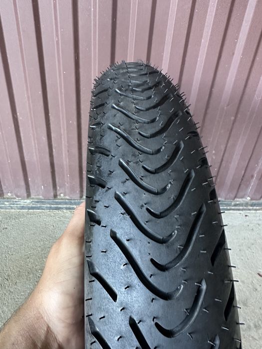 Продам 100/90 r18