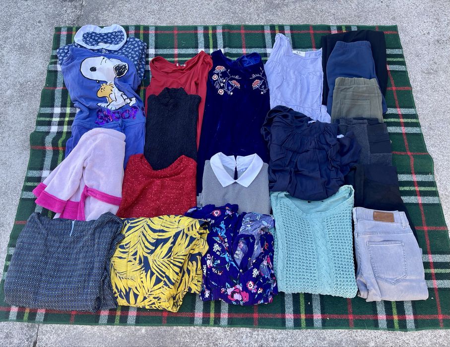 Lote de roupa adulto e criança - 20 peças