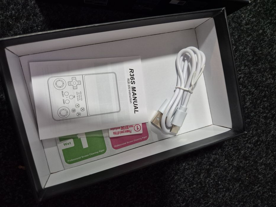 R36S Consola Portátil Retro