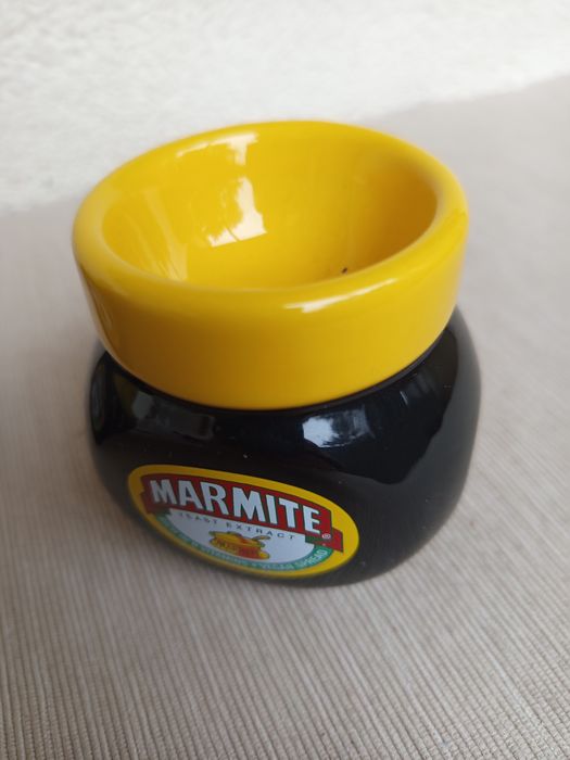 Nowy komplet sniadaniowy tosty i pojemnik na drzem MARMITE  wyjątkowy