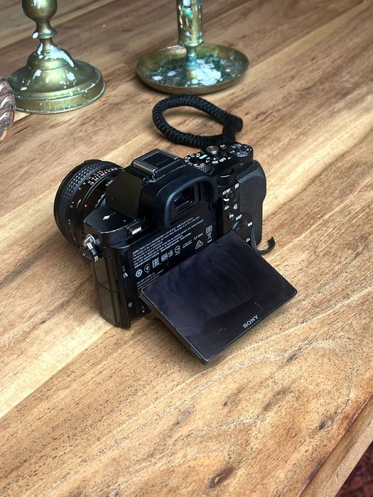 Sony A7 Mark I with cosmetic defects